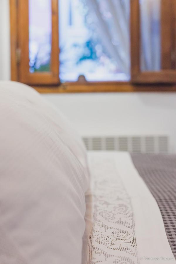 Small Guesthouse In The Garden アマリントス エクステリア 写真